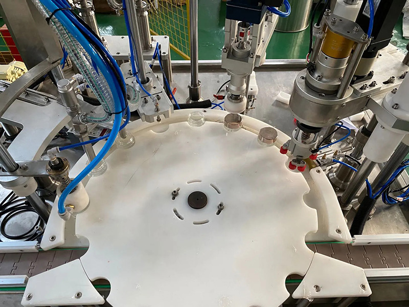 მონობლოკის შემავსებელი მანქანა